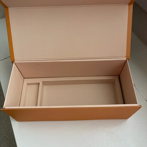 Louis Vuitton Paris Christmas 🎄 Bag & Box - Picture 3 of 8